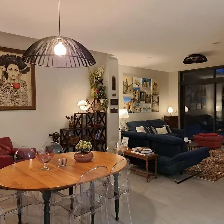 Dans La Maison De Mana - - 20 Minutes Du Circuit Des 24h00piscine- Jacuzzi - Garage Pour Moto Λε Μανς